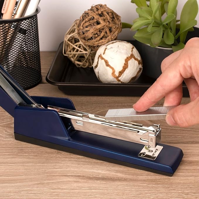 Swingline Stapler, 30 Sheet Capacity, 747 Classic Stapler, Jam Free, Metal, Royal Blue (74724)