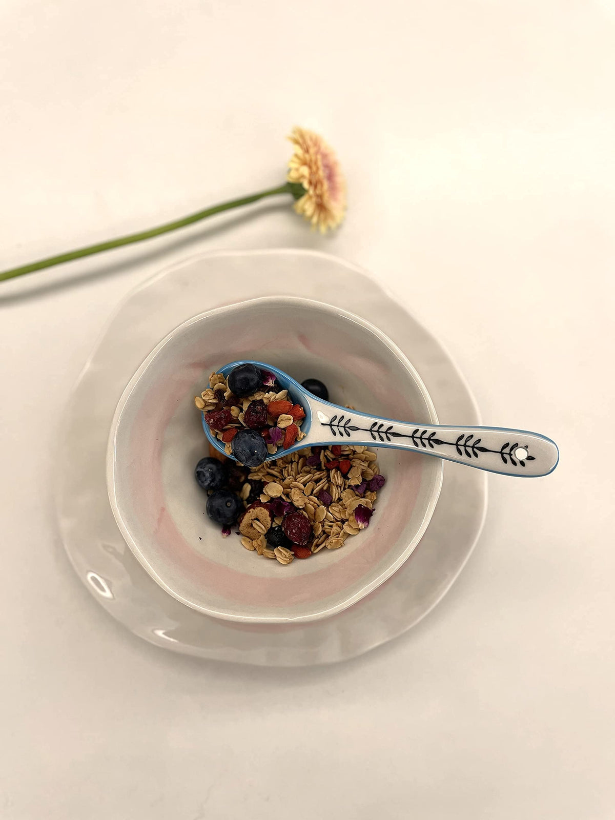 Ceramic Soup Spoons Set of 6–Mutilpurpose for Soup/Cereal/Ramen/Stews | Vibrant Design, Lead-Free & Dishwasher Safe | 6.25" Cute Decorative Spoons for Kitchen & Gifts