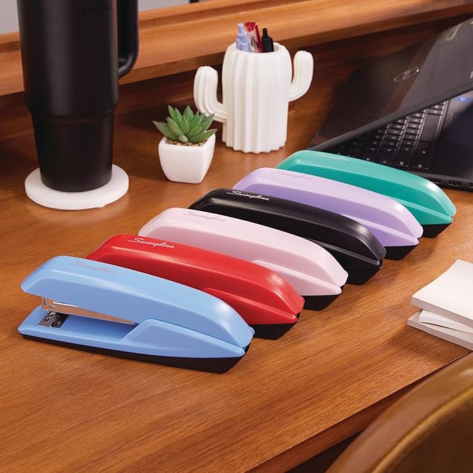 Swingline Stapler, 20 Sheet Capacity, 545 Desktop Stapler, Lavender (S7054512)
