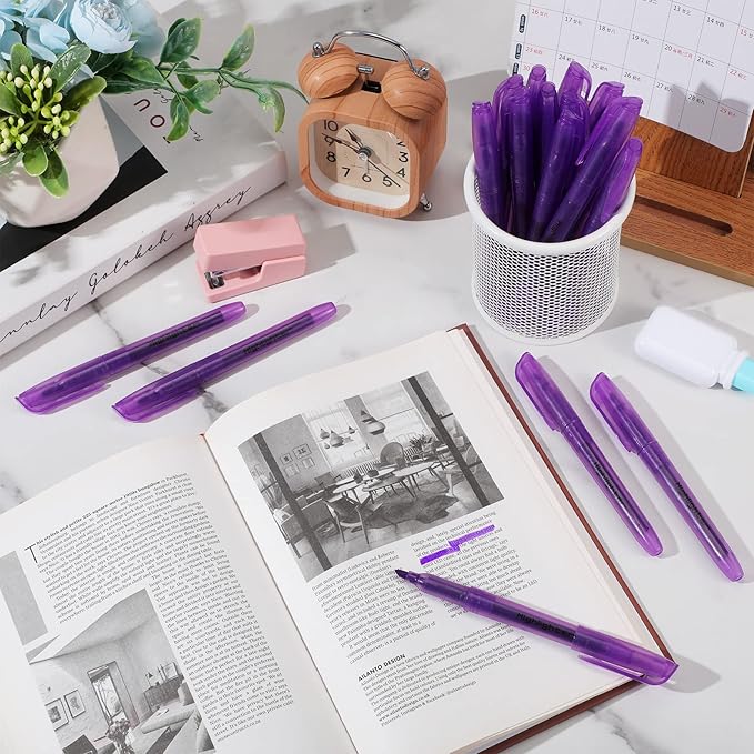 Fuutreo 60 Pack Pastel Highlighters Bulk Bright Color Highlighter Marker Chisel Tip Dry Quickly Safe Highlighter Pens Fluorescent Ink for Adults Home School Office(Purple)