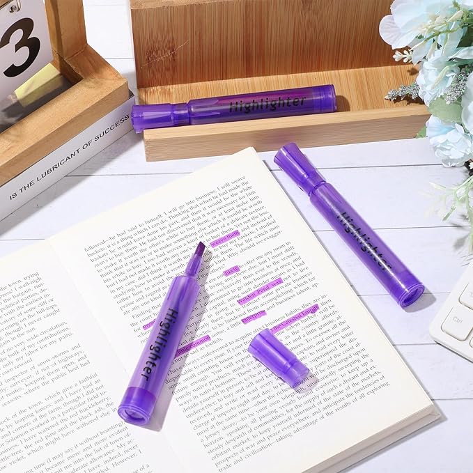Qilery 30 Pack Highlighters Bulk, Tank Style Chisel Tip Highlighters Markers Quick Drying for Kids and Adult Coloring, Classroom Home Office School Supplies (Purple)