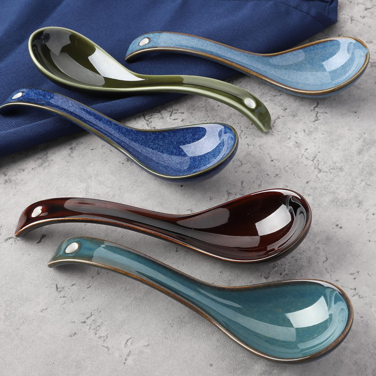 Soup Spoons Set of 5, Asian Soup Spoons Ramen Spoons, Christmas Ceramic Chinese Spoon Set for Soup, Cereal, Pho, Noodles, Dumpling, Miso, Wonton