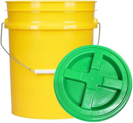 House Naturals 5 Gallon Food Grade Plastic Bucket with Air Tight Screw on Lid Made in USA Container (Yellow Bucket with Green Lid)