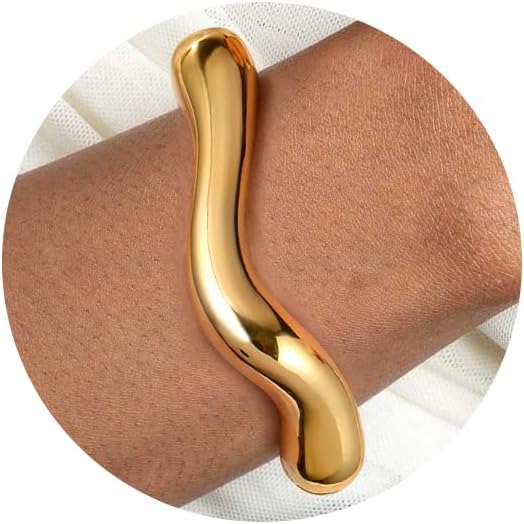 2Pcs Bangle Bracelets for Women Gold Arm Cuff 14k Gold Plated Chunky Gold Bangle Set Hinged Cuff Bracelets Trendy Arm Cuff Jewelry for Women