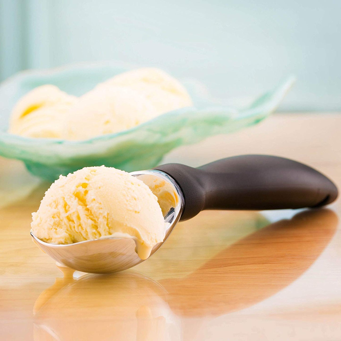 Spring Chef 18/8 Stainless Steel Ice Cream Scoop with Soft Grip Handle - Heavy Duty Ice Cream Scooper for Gelato, Sorbet, Cookie Dough, Melon, Sundae - Dishwasher Safe Kitchen Tool - Black