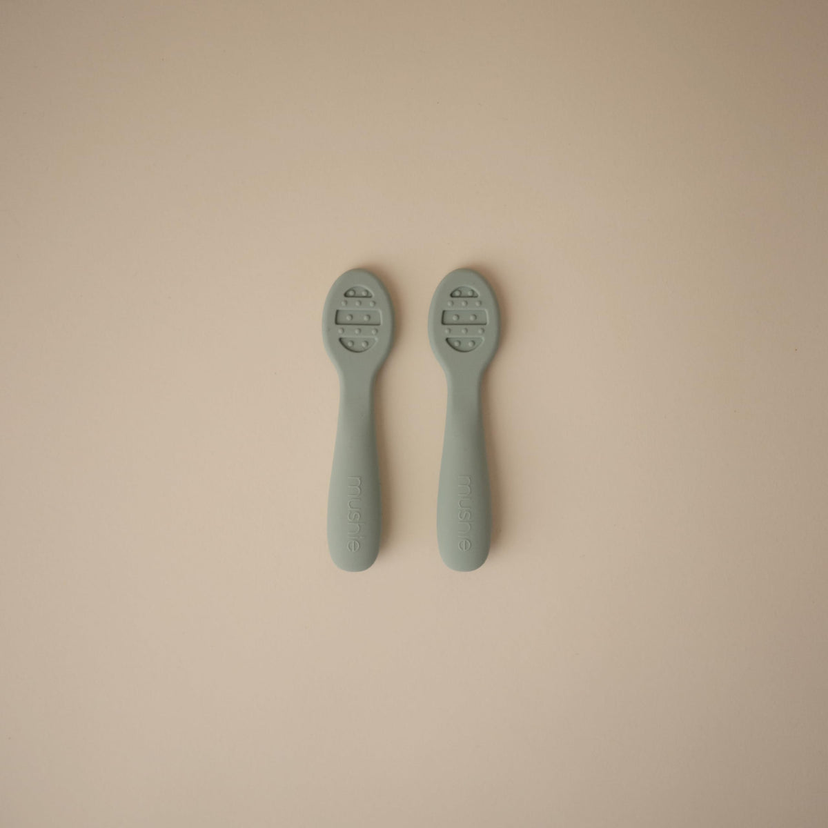 mushie Silicone First Feeding Baby Spoons | 2 Pack (Cambridge Blue/Shifting Sand)
