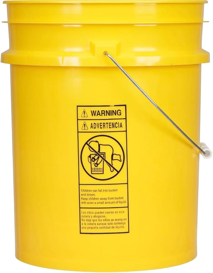 House Naturals 5 Gallon Food Grade Plastic Bucket with Air Tight Screw on Lid Made in USA Container (Yellow Bucket with Blue Lid)
