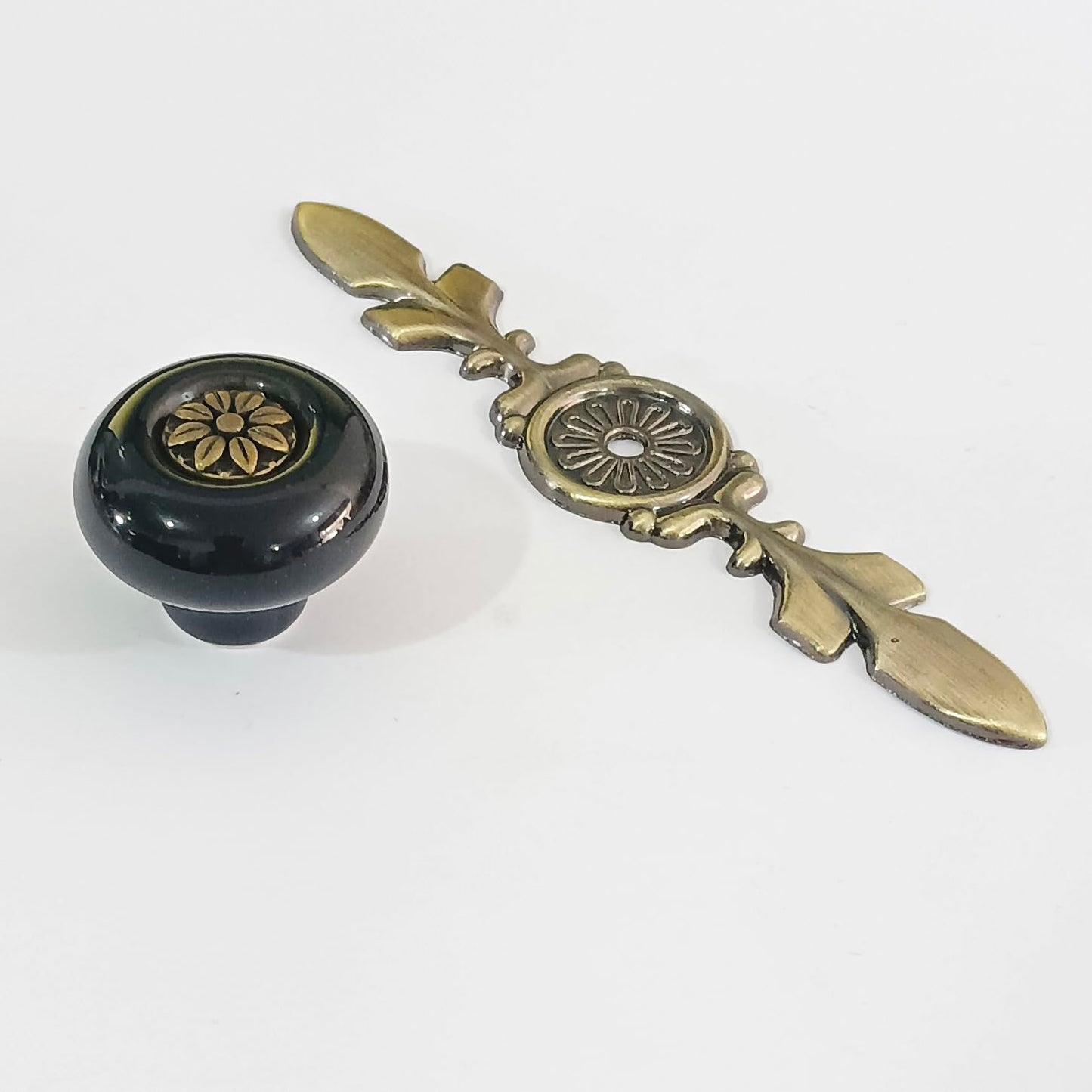 HUAMULAN 8 Pack Retro Ceramic Knobs,Vintage Dresser Kitchen Petal Cabinet Pulls Zinc Alloy Base Back Plate Cupboard Wardrobe Drawer Door Handles