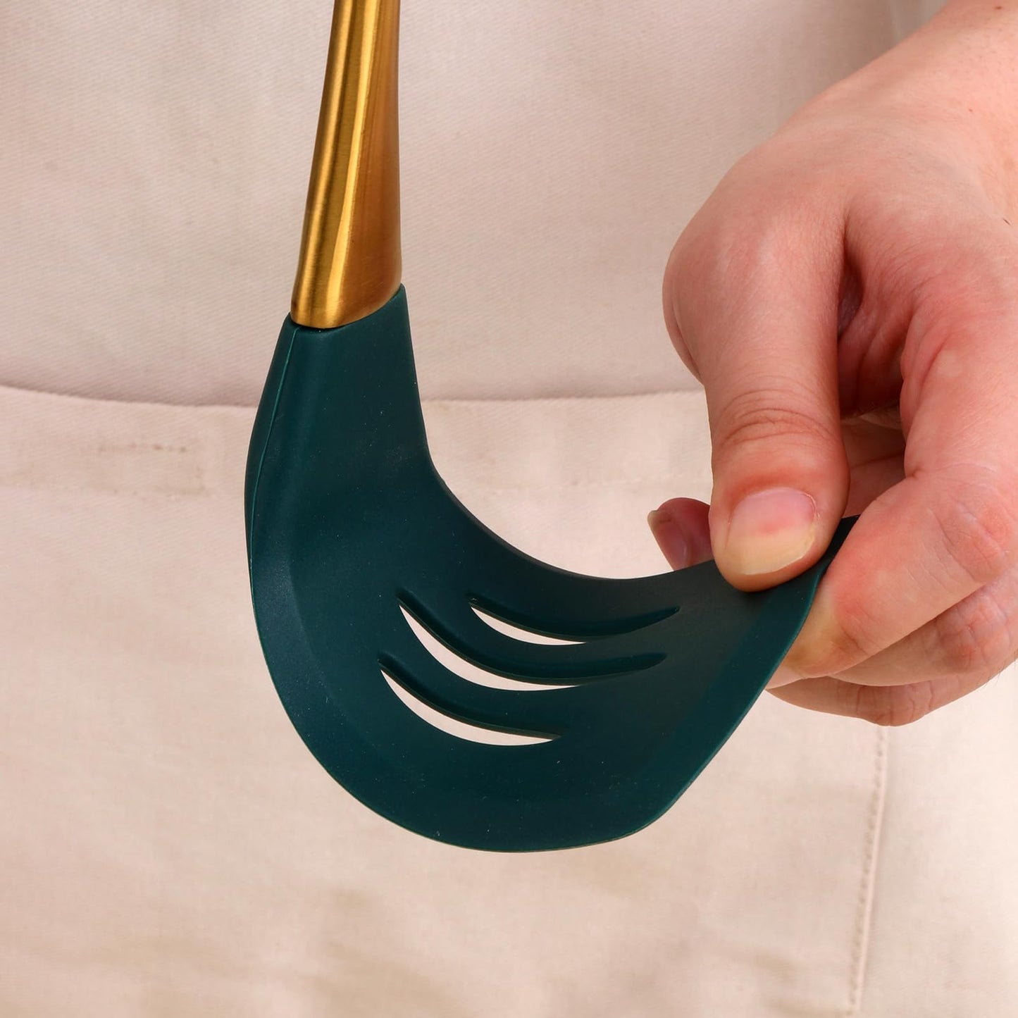 BYEGOU Green and Gold Silicone Cooking Utensils Set - 7-Pieces Nonstick Safe Kitchen Utensil Set with Heat Resistant Comfort Handles - Includes Gold Utensil Drain Holder