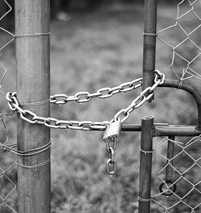 Gate Chain for Outdoor Fence - Rustproof Metal Gate Latch Chain with Hooks, Secure and Durable for Garden, Yard, and Farm Use - Easy Installation, Weather Resistant (1 Pack)