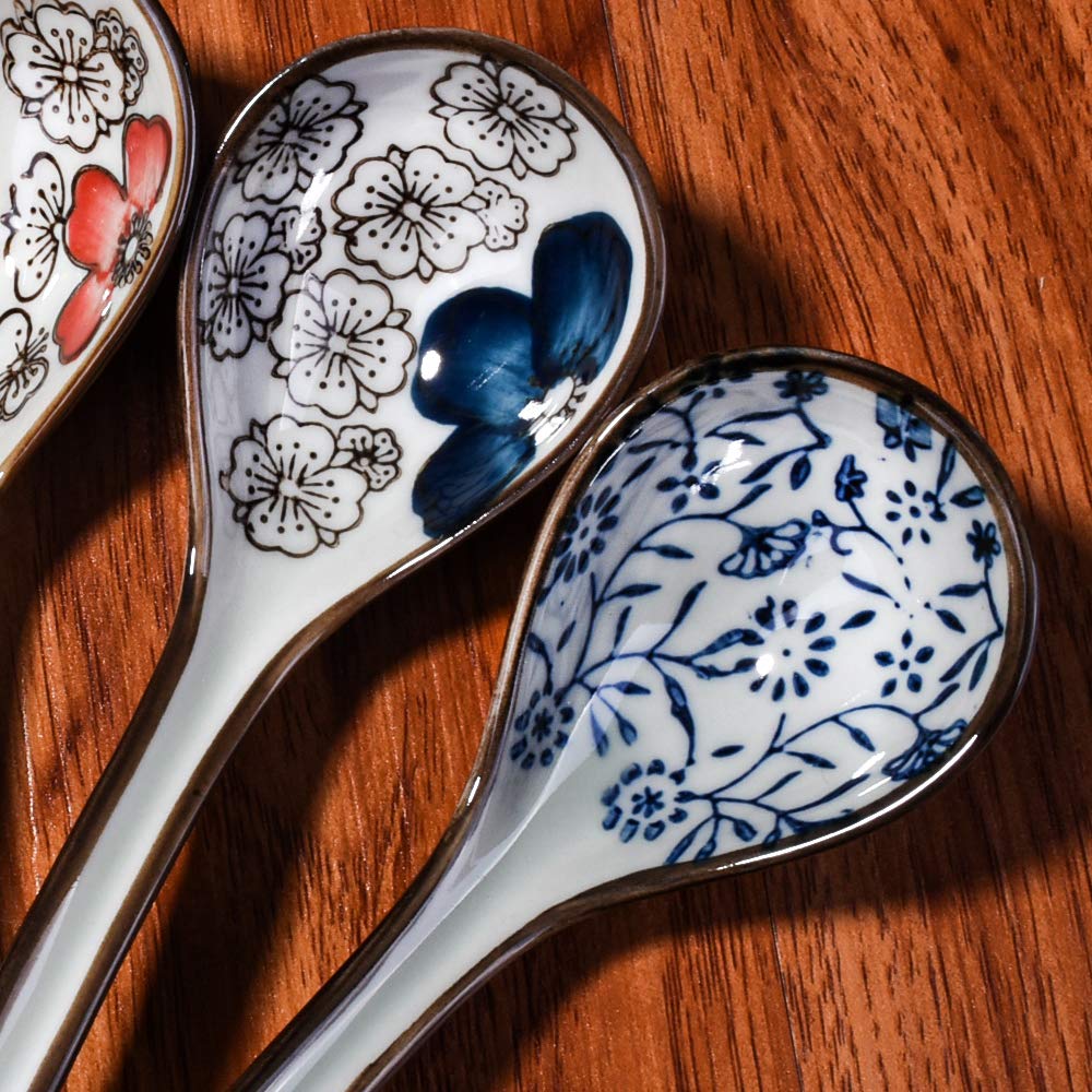 Set of 4 Japanese Ceramic Soup Spoons with Different Patterns Porcelain Rice Spoons with Long Handle Suitable for Rice Porridge Cereal Wonton Tong Sui Pho Udon and Ramen