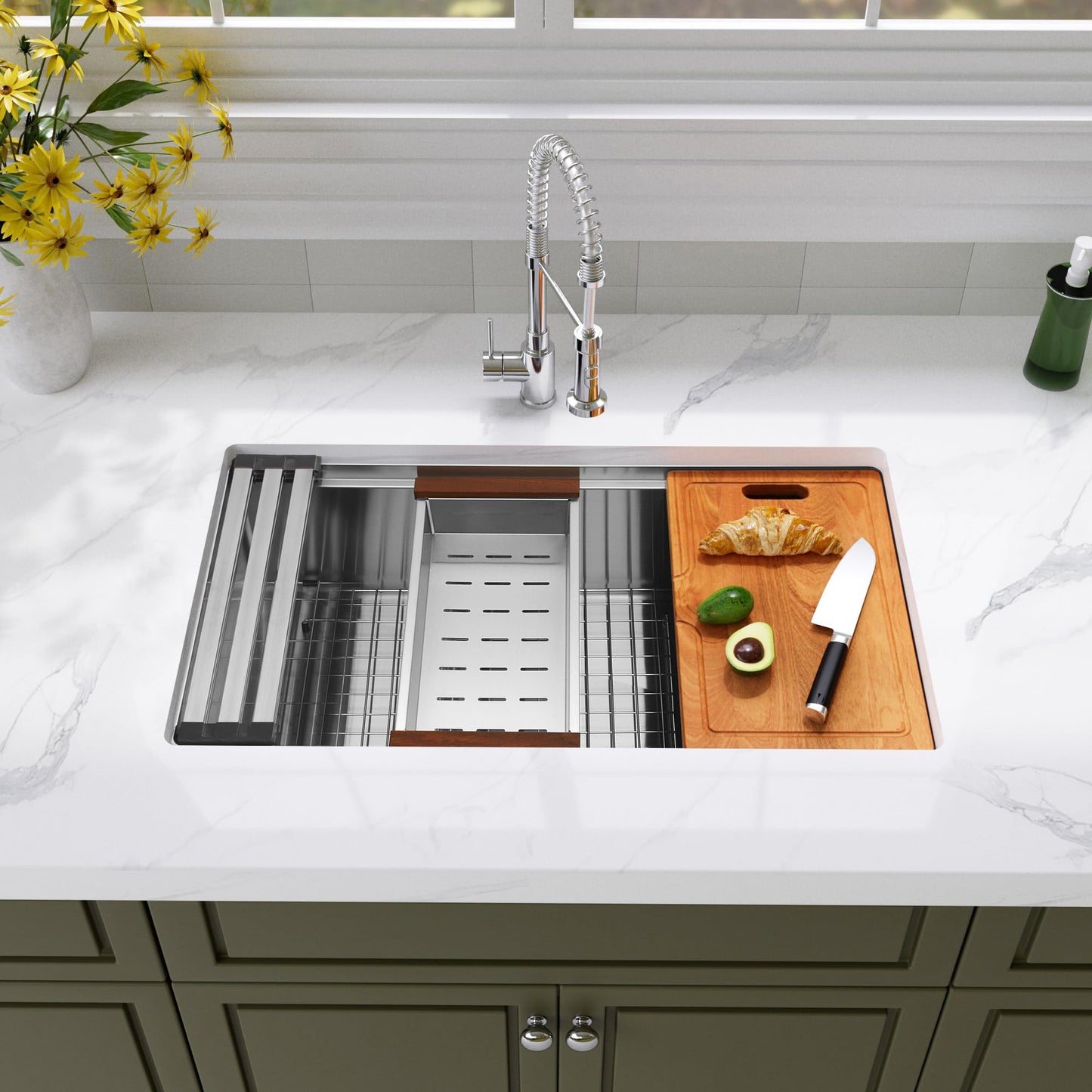 Lonsince Undermount Kitchen Sink 33 inch,16 Gauge Stainless Steel Workstation Sinks,Deep and Large Single Bowl Kitchen Sink Offset Drain (33" X 18")