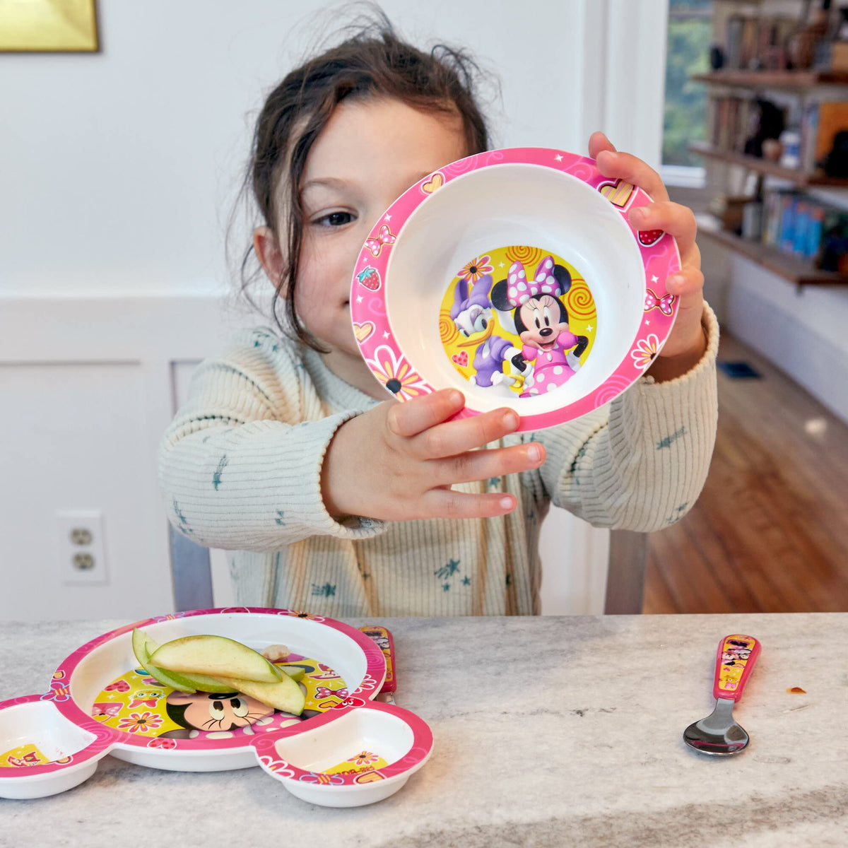 The First Years Disney Minnie Mouse Dinnerware Set - Toddler Plates and Toddler Utensils- 4 Piece Set