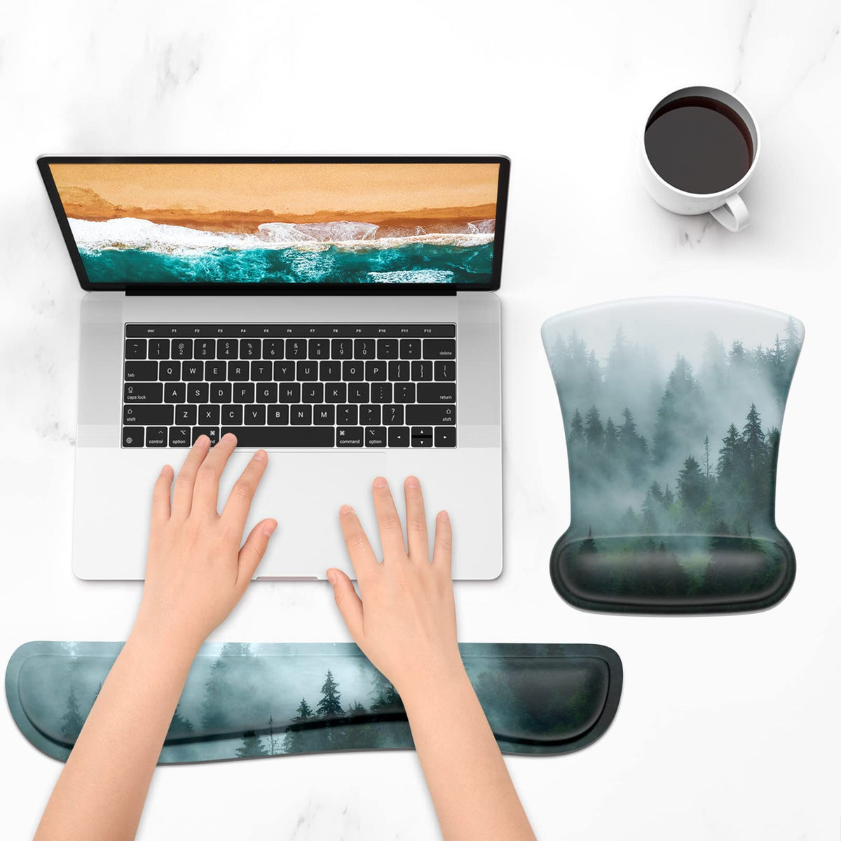 ITNRSIIET Mouse Pad Wrist Support Keyboard Wrist Rest Pad Ergonomic Mousepad Non-Slip Memory Foam Keyboard Pad Easy Typing Pain Relief Perfect for PC Laptop Gaming Office, Fog Forest