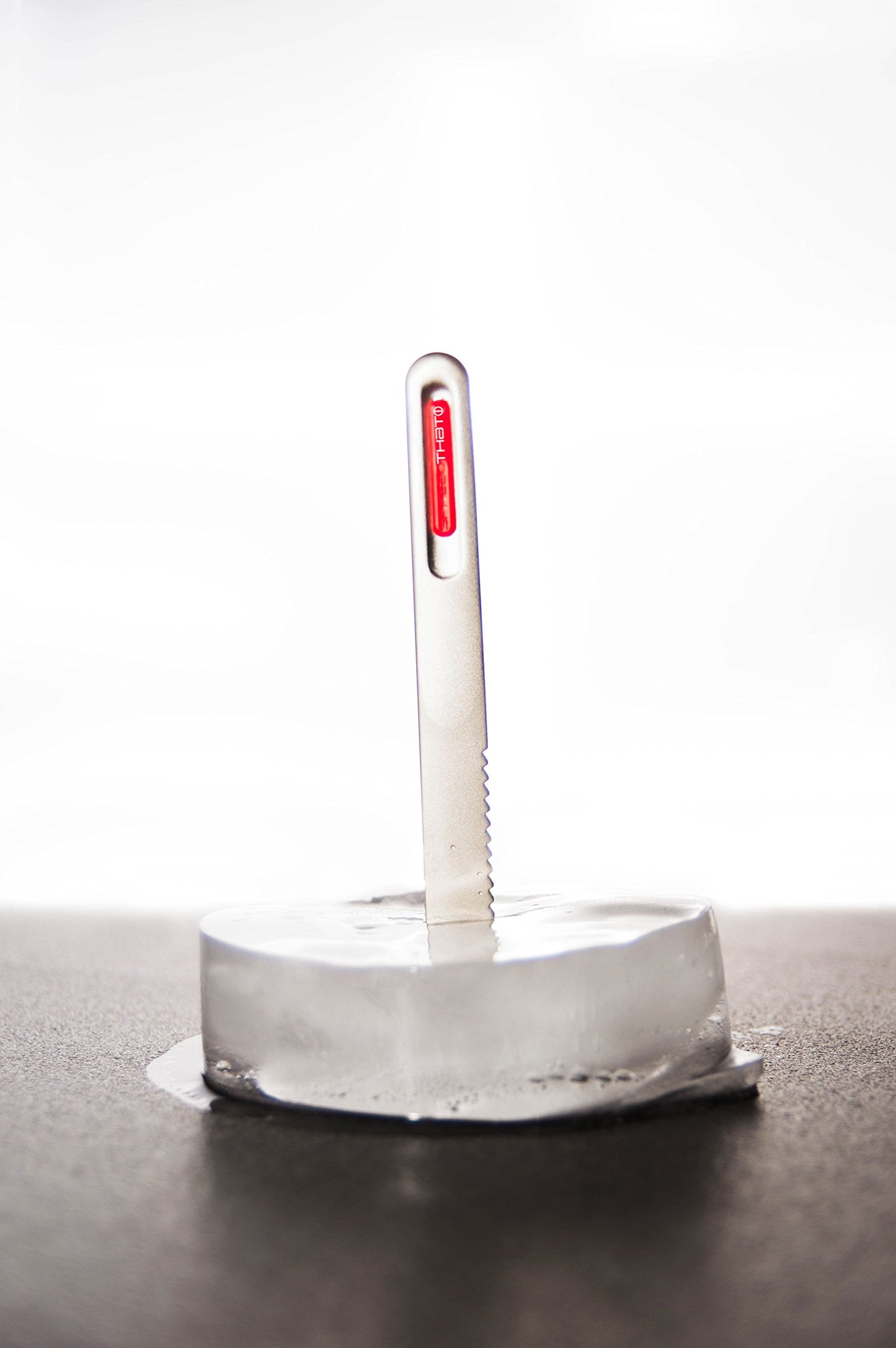 SpreadTHAT! Serrated Warming Butter Knife and Spreader, silver/red