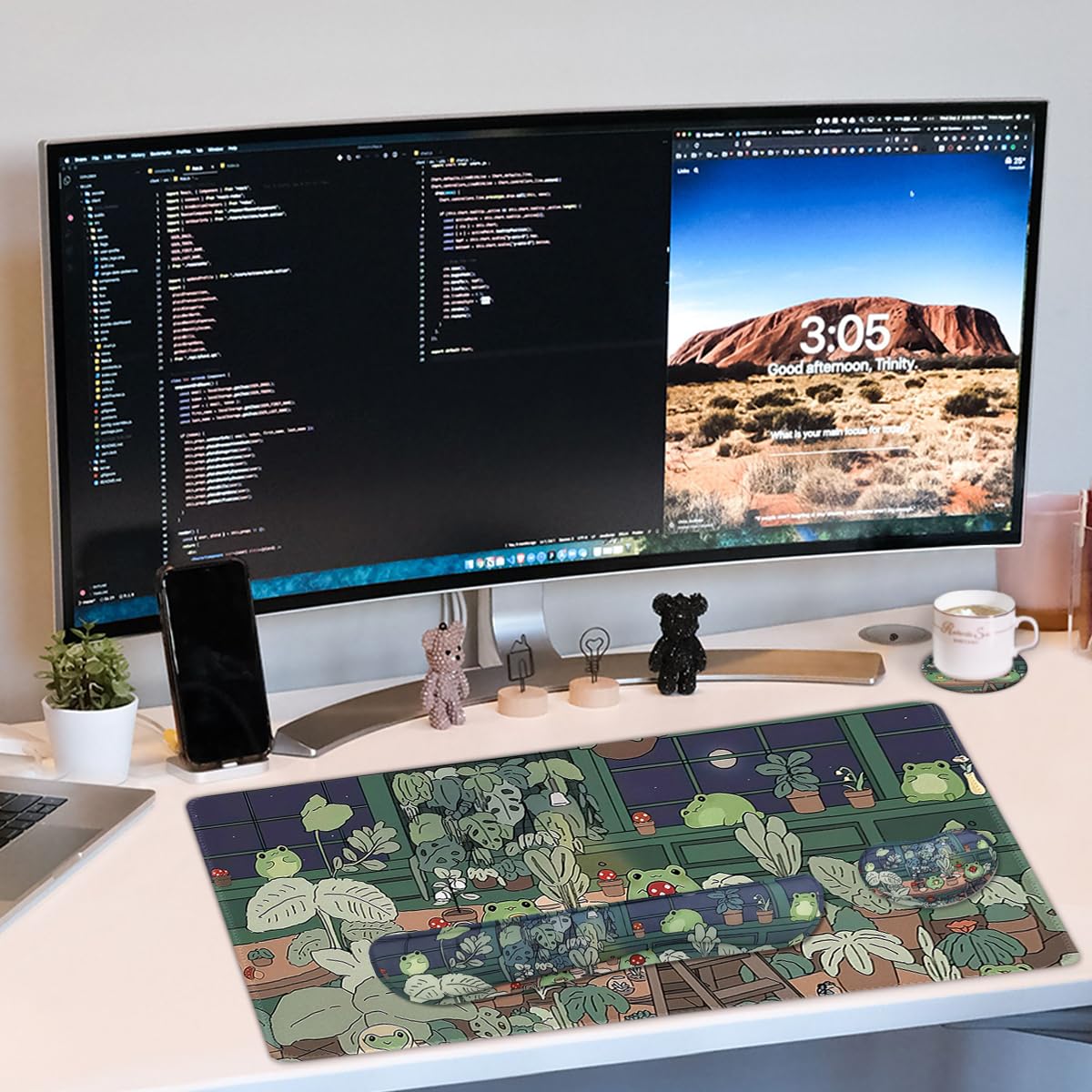 Large Mouse Pad Set, Cute Extended Mouse Pad+Keyboard Wrist Rest Support Desk Pad Memory Foam Ergonomic Easy Typing, 35.4×15.7 in Desk Mat Set for Home Office Study Game - Frog