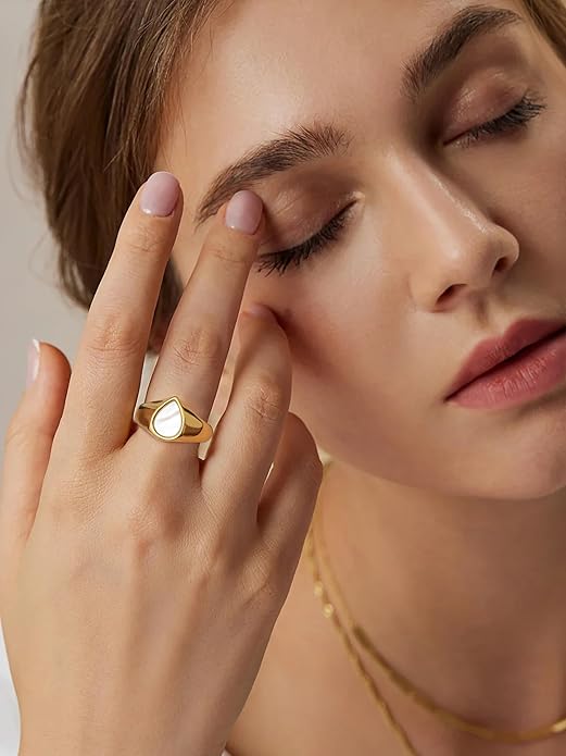 YeGieonr Gold Rings for Women Trendy Non Tarnish Chunky Gold Plated Ring, Waterproof Stainless Steel Gold Jewelry Gift