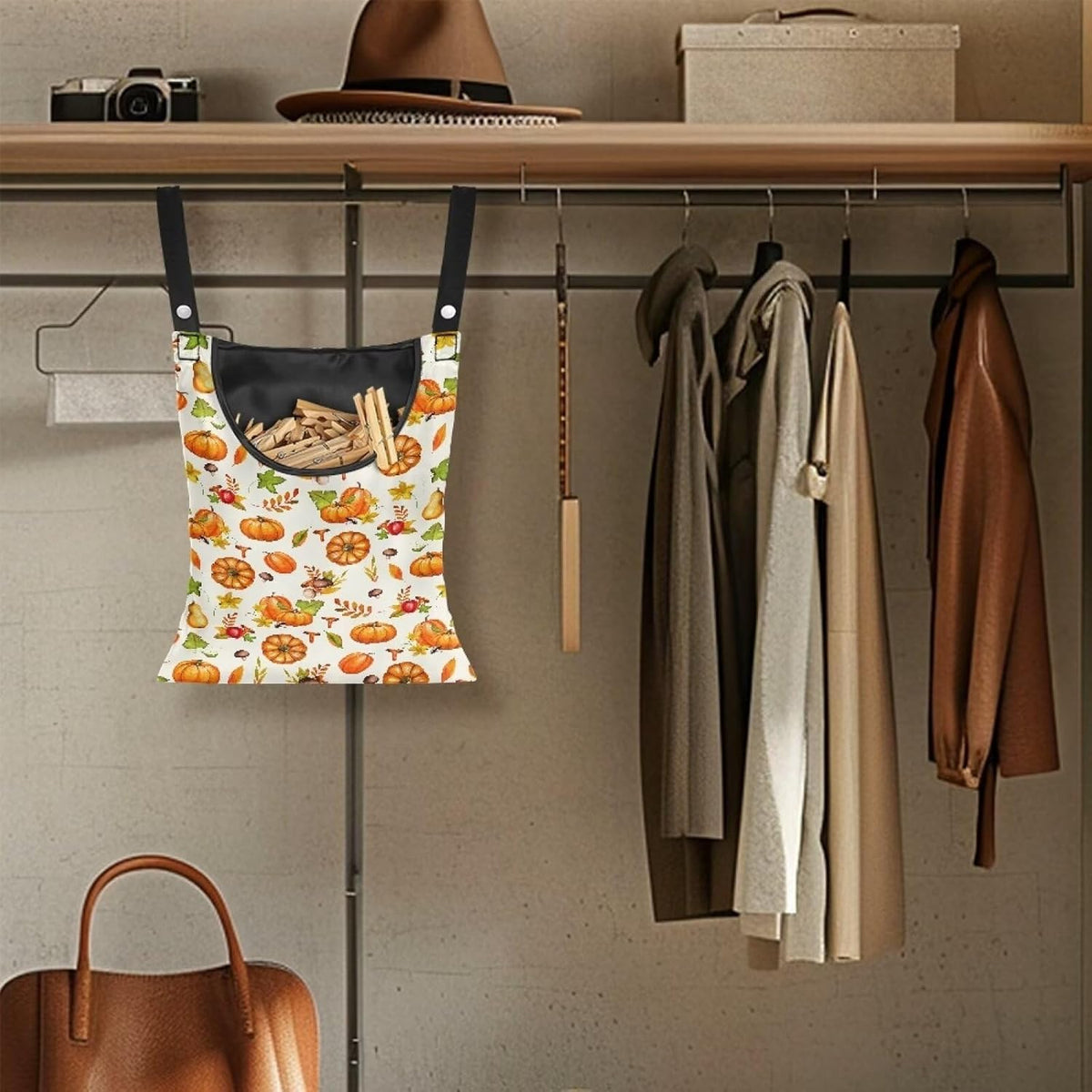 Pumpkin Print Clothespin Bag with Hanging Rope Space-Saving Clothespin Storage Organizer Waterproof Clothes Pin Holder for Clothesline Outdoor Waterproof Clothespin Storage