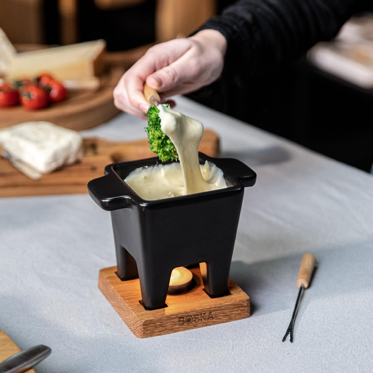 Boska Tealight Tapas Fondue Set - Best for Cheese or Chocolate - Microwave Safe Ceramic Hot Pot Chocolate Fountain Snack - Wedding Registry Items Small Kitchen Appliances - 200 mL Pro Collection