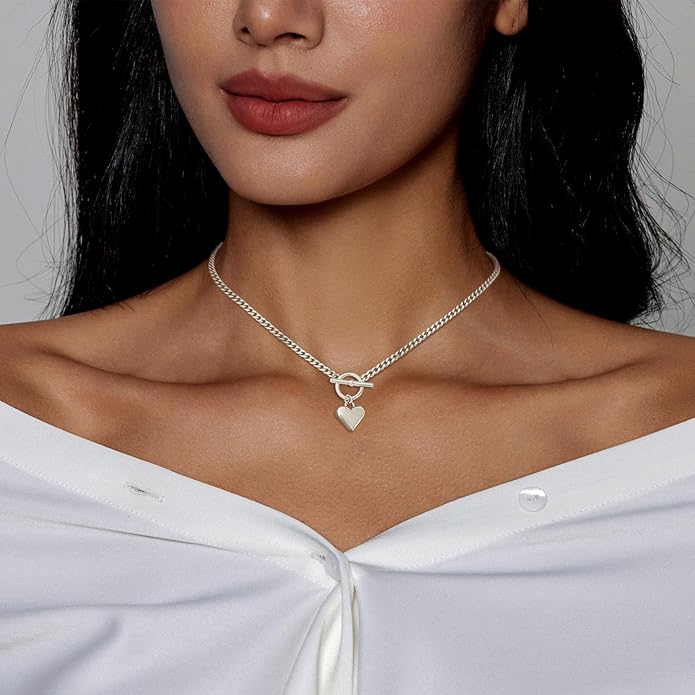Heart Necklace for Women Gold/Silver Plated Trendy Heart Choker Lover Pendant Hypoallergenic Fashion Gold/Silver Necklace for Women Love Jewelry Gift for Women Girlfriend