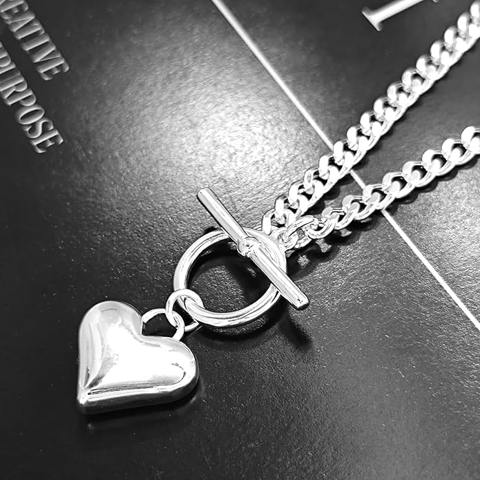 Zeffy Dainty Gold Heart Necklace for Women Trendy 14K Gold/Silver Plate Cute Heart Pendant Choker Necklaces Gold Love Heart Chain Necklace for Women Dainty Gold Jewelry Gifts for Women