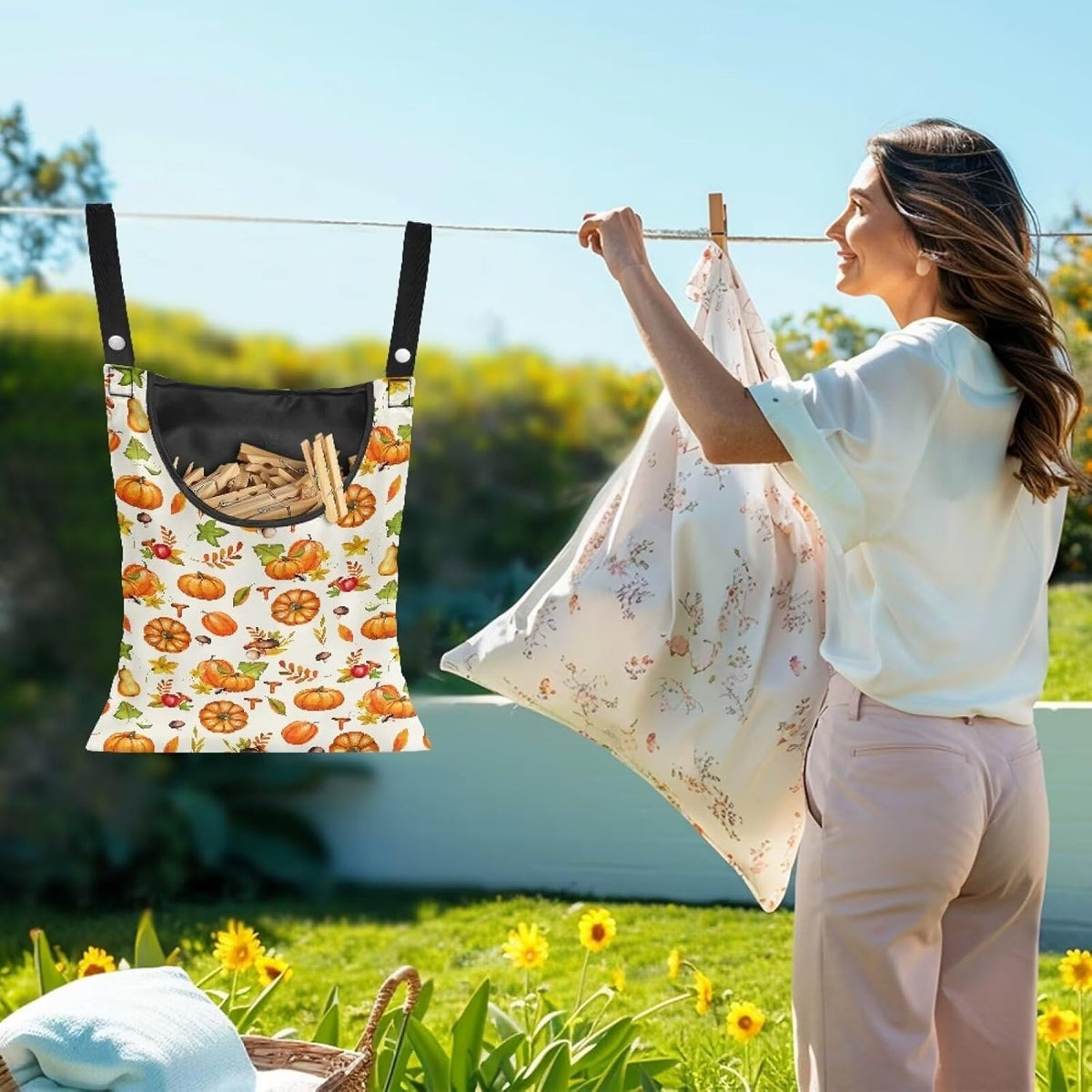 Pumpkin Print Clothespin Bag with Hanging Rope Space-Saving Clothespin Storage Organizer Waterproof Clothes Pin Holder for Clothesline Outdoor Waterproof Clothespin Storage