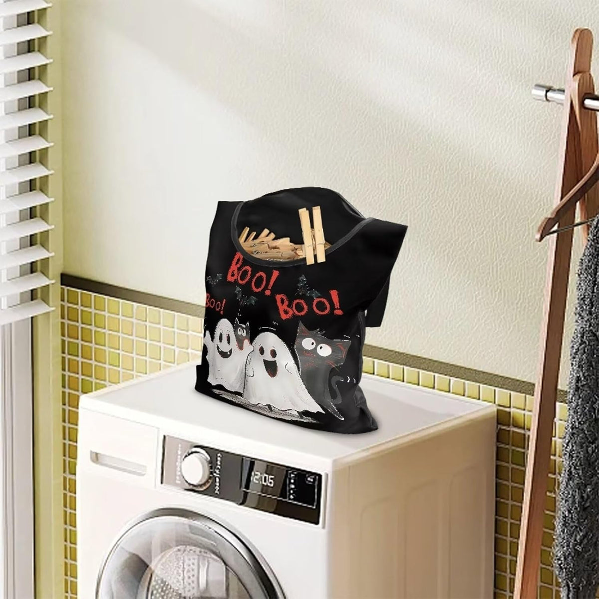Cute Ghost Clothespin Bag Laundry Hanging Storage Organizer with Rope Clothespin Holder with an Extra Large Opening for Clothesline Outdoor Clothespin Storage with Hanger Hook