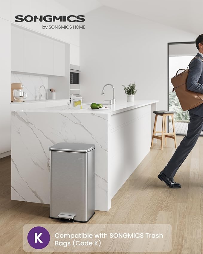 SONGMICS Kitchen Trash Can, 10.5 Gallon (40 L) Garbage Can, Large Step Trash Bin with Lid, Stainless Steel, Soft Close, 15 Trash Bags Included, Silver ULTB540E40