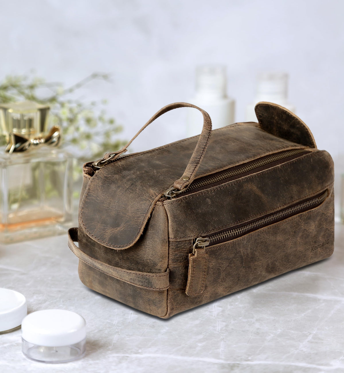 KOMALC Premium Buffalo Leather Unisex Toiletry Bag Travel Dopp Kit