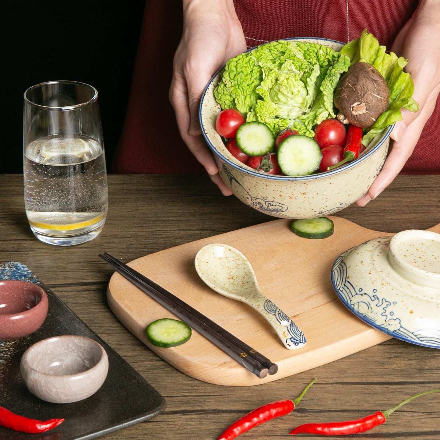 Niturceal Ceramic Ramen Bowl Set Ramen Noodle Bowl with Lid 27oz Japanese Retro Style Soup, Pho, Udon Bowls, Matching Spoons and Chopsticks for Microwave & Dishwasher Safe, Fish