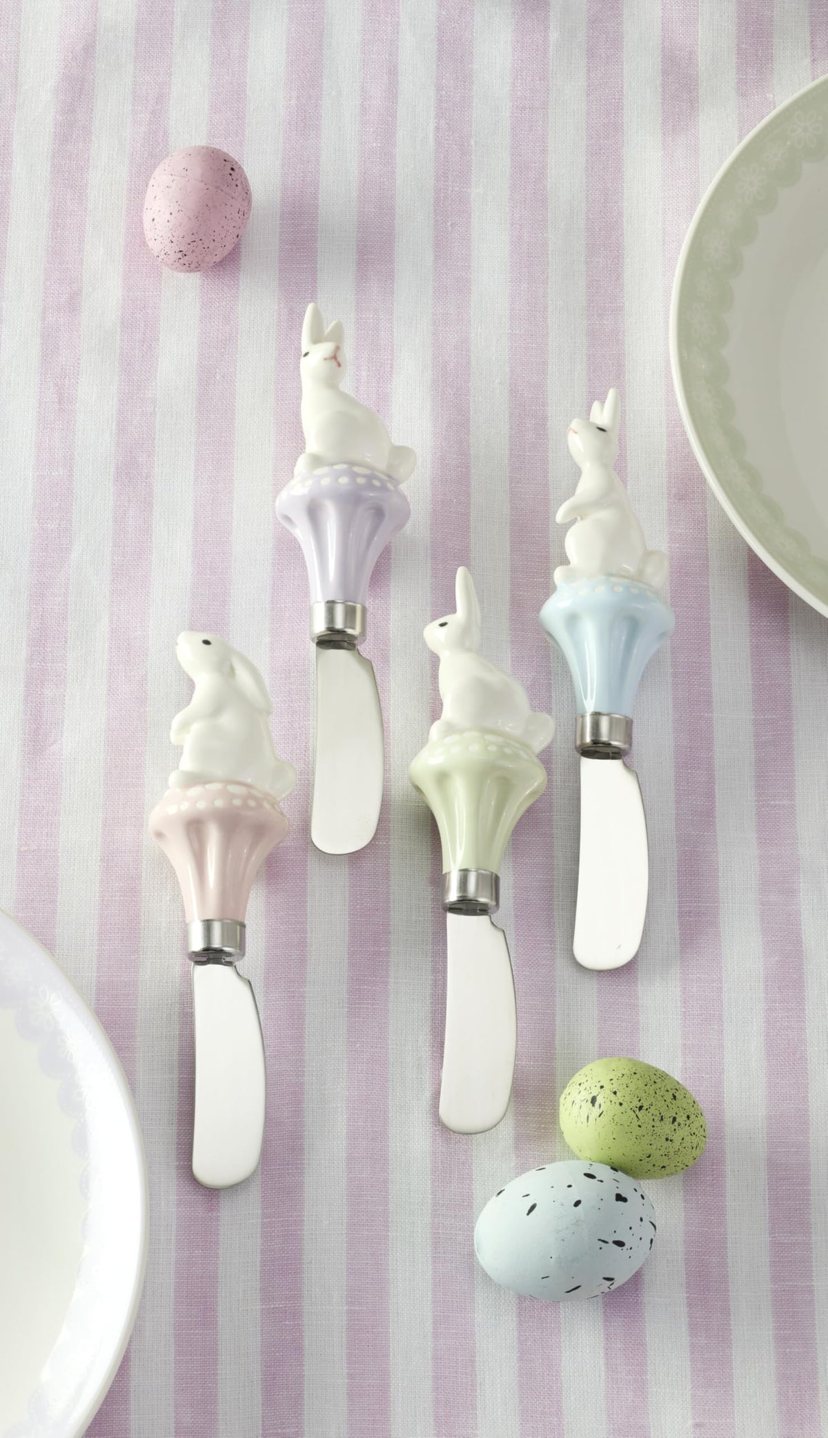 Oneida 898200 Bunny Hop 4-Piece Cheese Spreader Set, MultiColor
