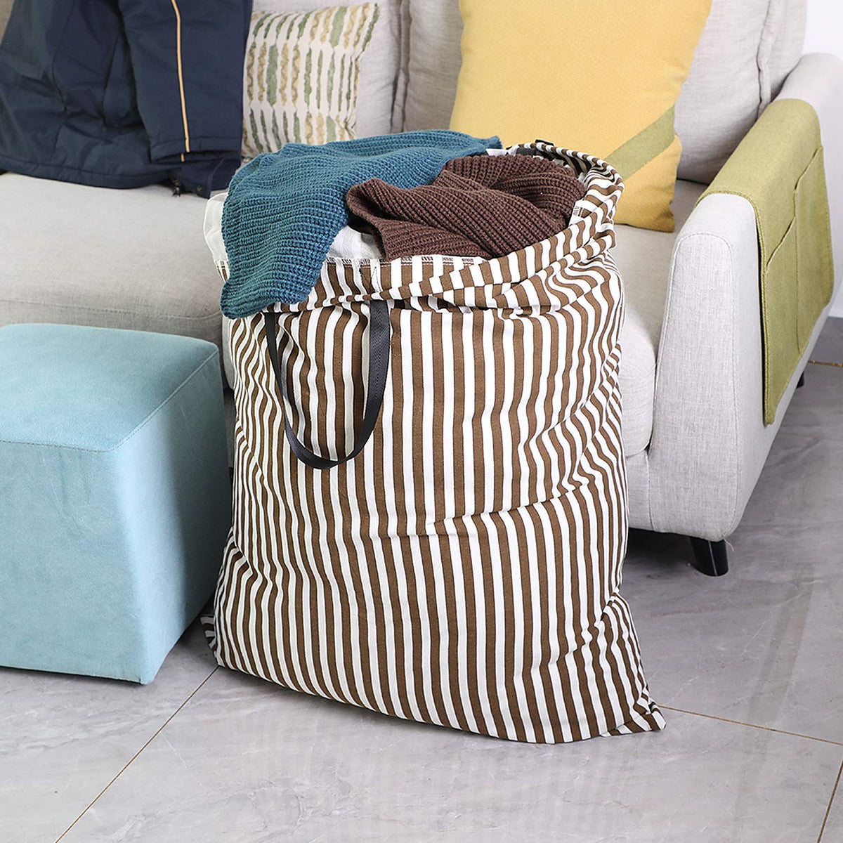 SWISSELITE Laundry Bag with Handle and Drawstring, Large Heavy Duty Laundry Bag, 28 x 40 Inches Travel Dirty Clothes Bag for Laundromat and Household