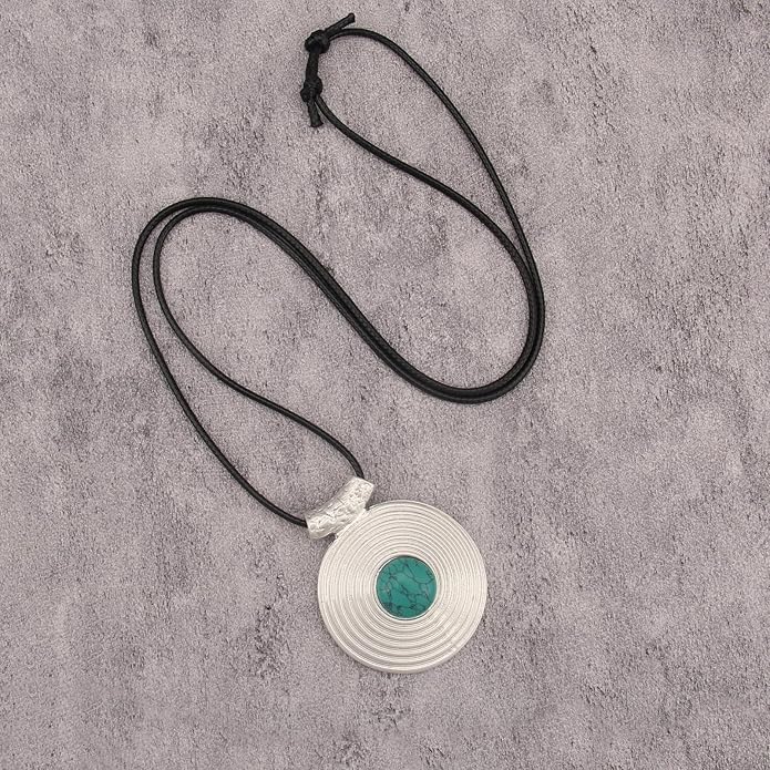 Boho Leather Necklace Women Bohemian Brown Circle Pendant Necklace Choker Long Necklaces for Women Boho Ring Large Pendant