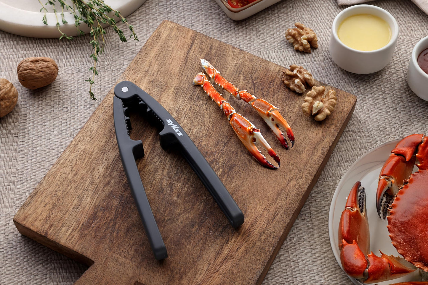 Zyliss Seafood Cracker for Lobster, Crab & Nuts, Heavy-Duty Shellfish Cracker with Ridged Teeth & Ergonomic Handles, Durable Nutcracker, Dishwasher Safe